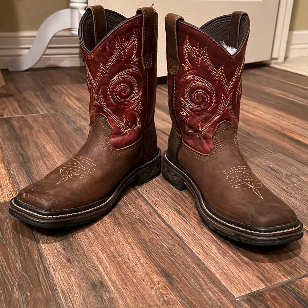 🦅 Georgia Boot brand children’s brown and red zip back boots